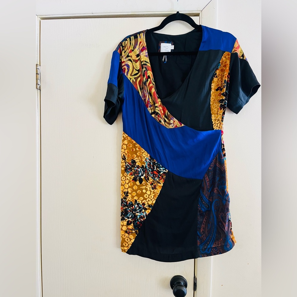 HD In Paris Silky Velvet Burnout Artsy Smock Kimono Sleeve Mini Dress 2